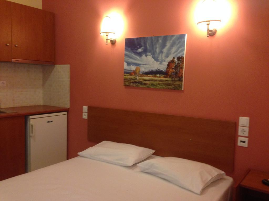 Marvi Hotel Kamena Vourla Kamer foto
