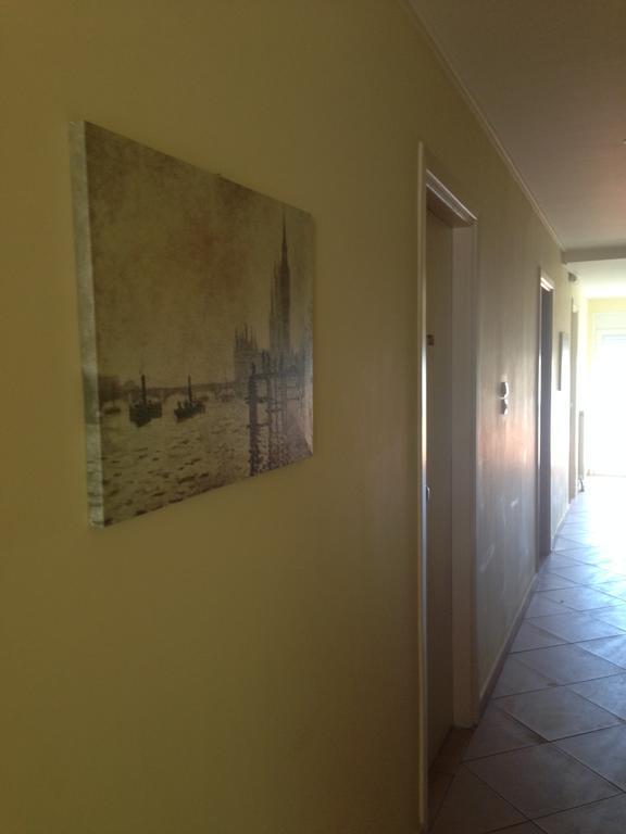 Marvi Hotel Kamena Vourla Buitenkant foto